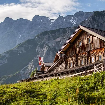 Alpenparks マリア・アルム・アム・シュタイナーネン・メアー